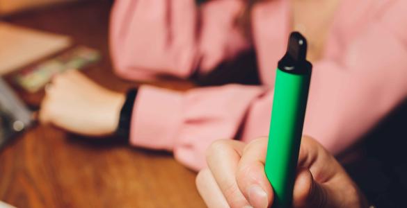 Vaping in children and teens: smoke without fire? Vaping in children and teens: smoke without fire?